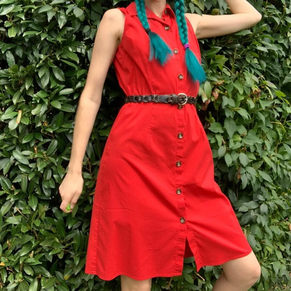 Cherry Red buttonup dress - Picture 3 of 4